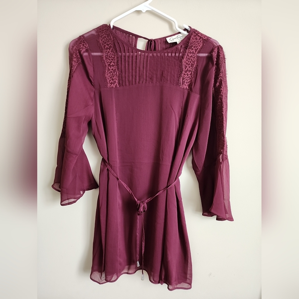 Women's Jessica Simpson Maternity Top Blouse, XS. Maroon.